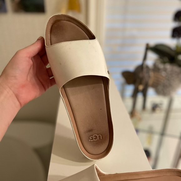 UGG Womens Jane Patent Slides - white - size 8 - Picture 2 of 5